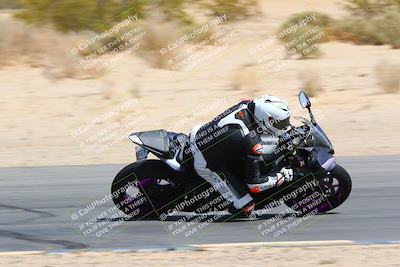 media/Mar-28-2022-Superbike Trackdays (Mon) [[b8603d0f67]]/Advanced Group (1pm-130pm)/Turn 9/